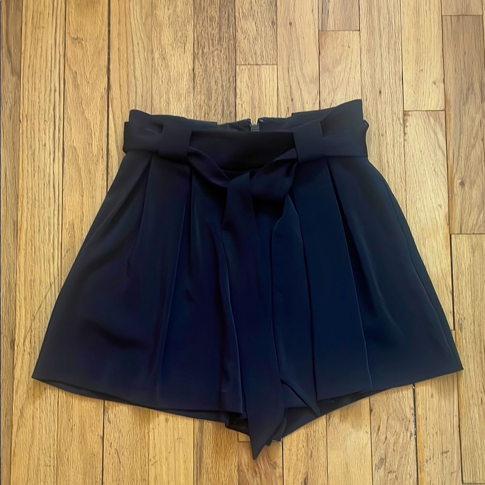 Bebe pleated Elegant dress Black Women's Shorts Sz 2